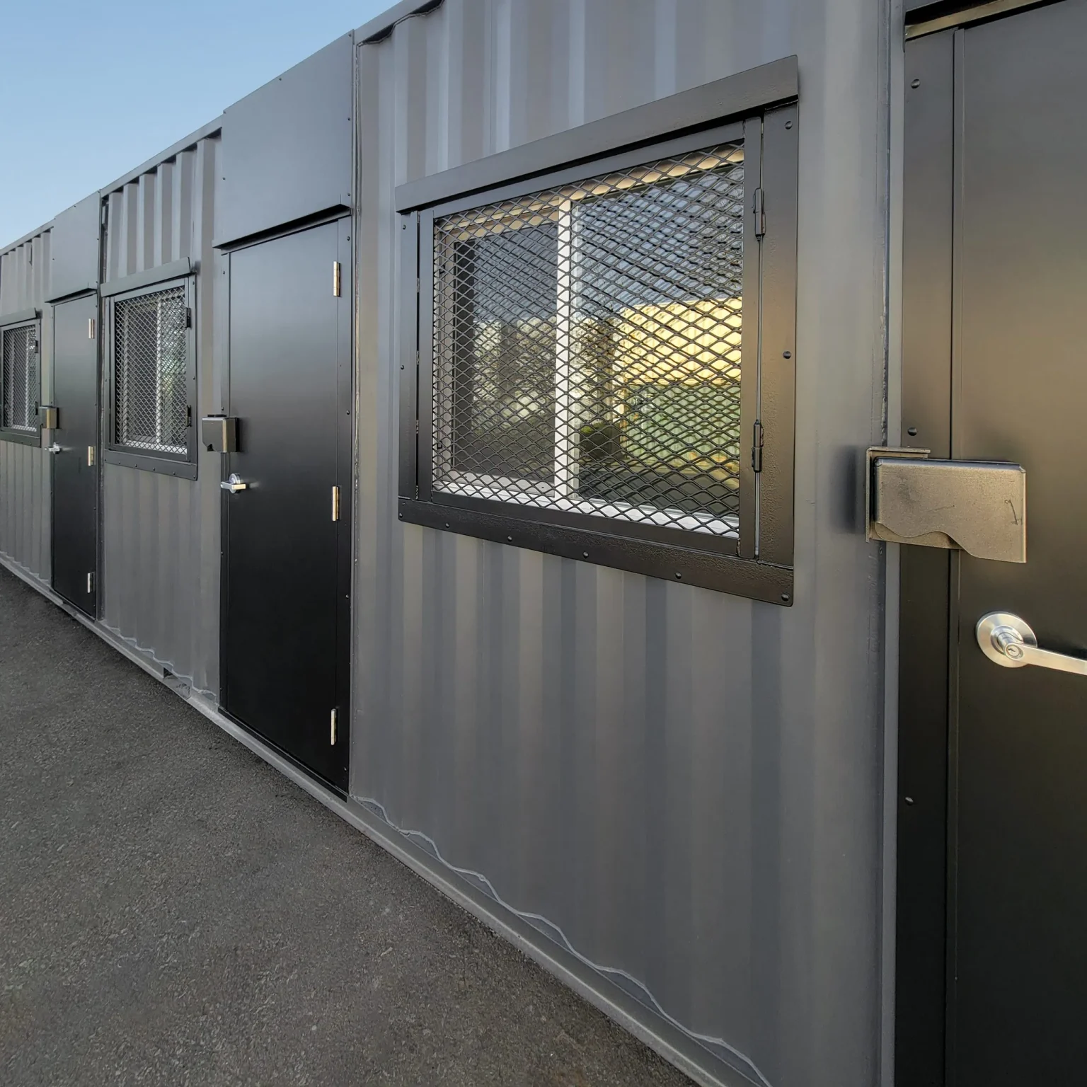 40ft High Cube With 4 X Separate Offices - Image 4