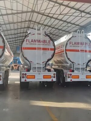 42,000 Liter Tri-Axle Oil Tanker Trailer