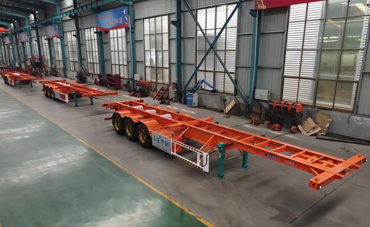 45ft 3-Axle Skeletal Container Trailer - Image 3